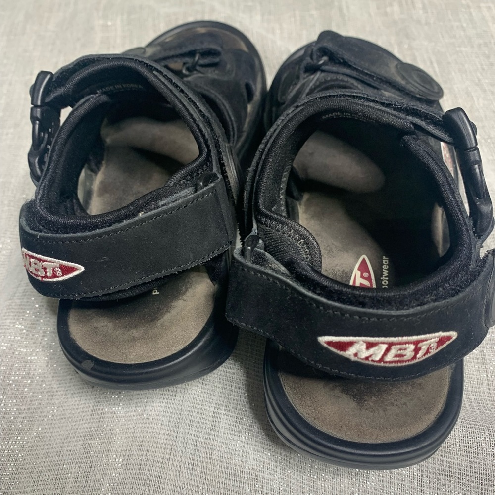 Well loved MBT Womens Sport Sandal with level 2 rock and adjustable straps uk 5 - Picture 3 of 6
